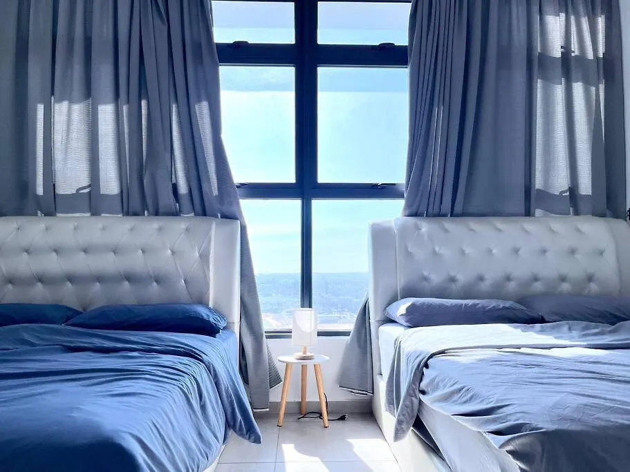 City Center Retreat @ Atlantis Residence: Stunning Seaview, Luxury Amenities Malacca